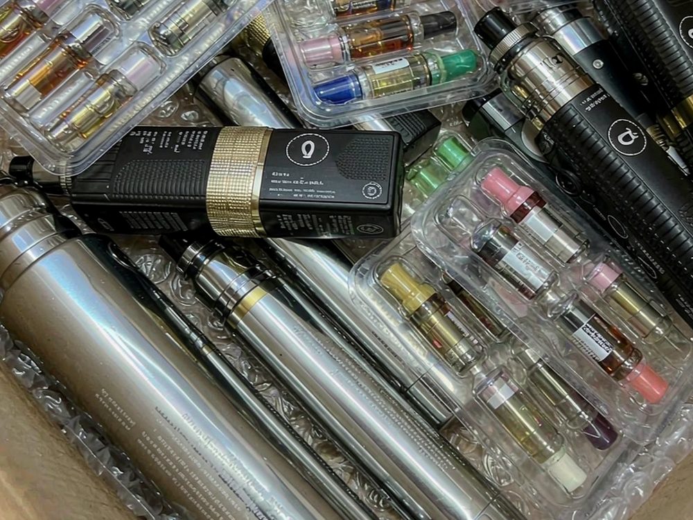 Launch Plan for VapeCon hardware — 2026