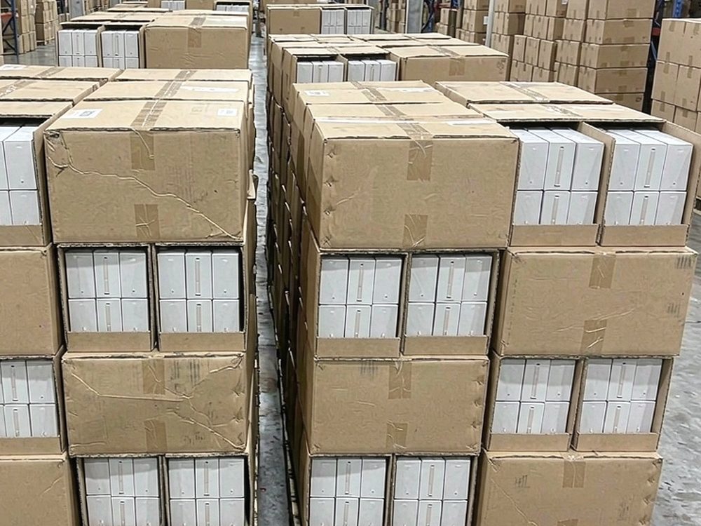 Launch Plan for VapeCon hardware — wholesale only