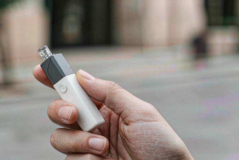 Market Overview of VapeCon in Brussels — small parcel