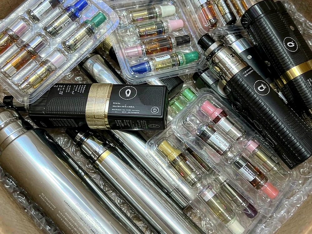 Market Overview of VapeCon products in Brussels — bulk case