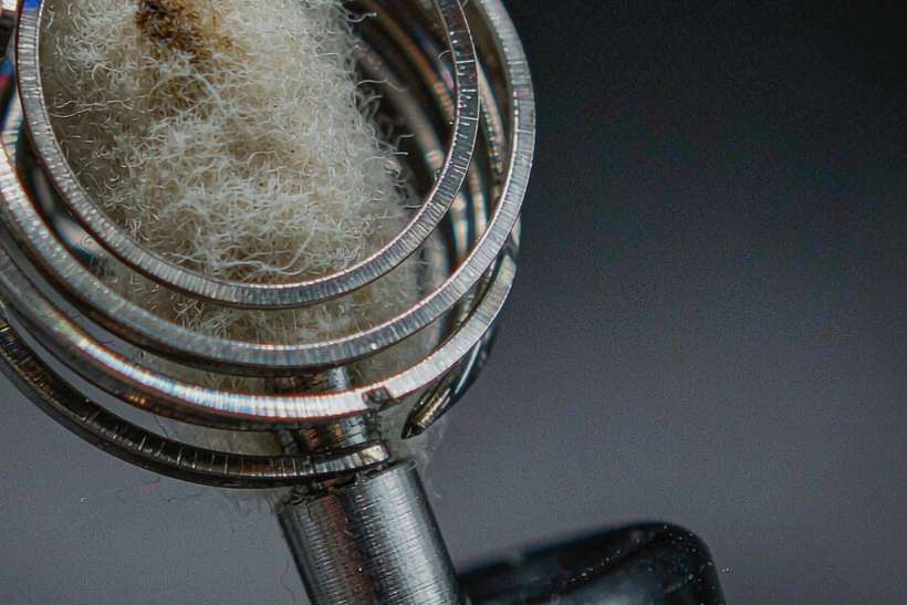 MOQ and Lead Time for VapeCon bundles — container load
