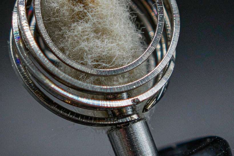 MOQ and Lead Time for VapeCon disposables — small parcel
