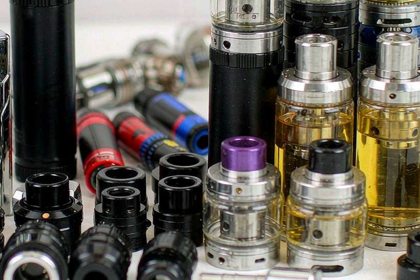 MOQ and Lead Time for VapeCon in Brussels — limited batch