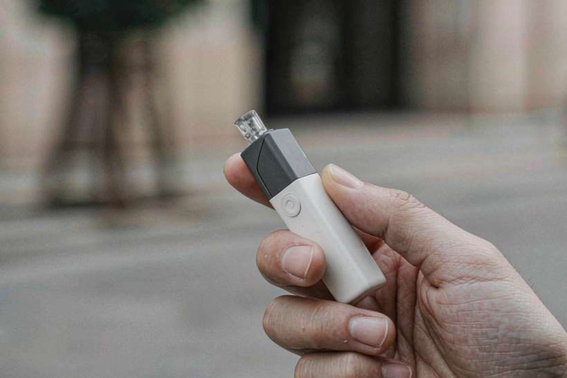 MOQ and Lead Time for VapeCon products in Brussels — express air