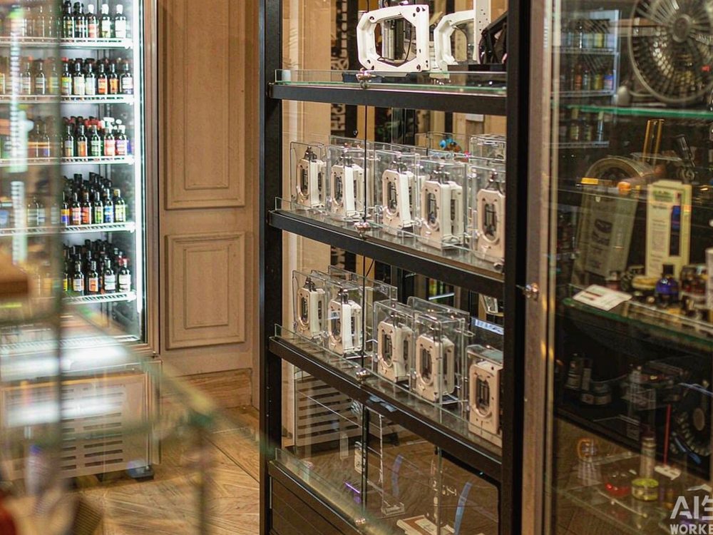 Reseller Guide to VapeCon products in Brussels — bulk case