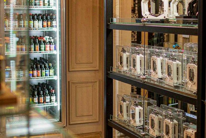 Restocking VapeCon in Brussels — US warehouse