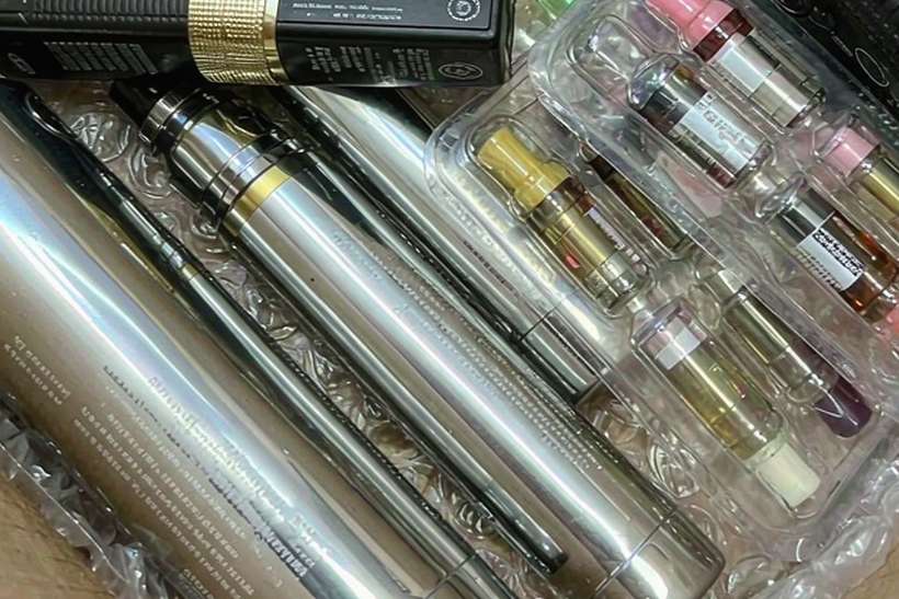 Restocking VapeCon tanks — small parcel