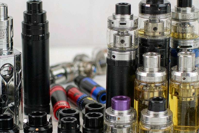 Sourcing Report on VapeCon products in Brussels — small parcel