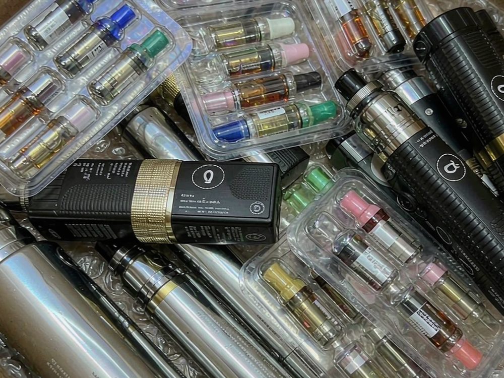 Trend Report on VapeCon products in Brussels — premium tier