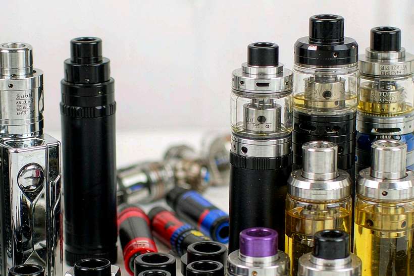 Trend Report on VapeCon products in Brussels — small parcel