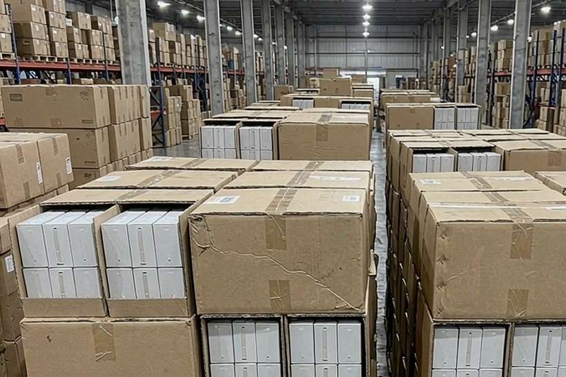 Warehouse Options for VapeCon in Brussels — small parcel