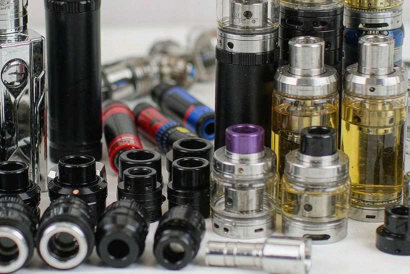 Warranty Notes for VapeCon accessories — small parcel