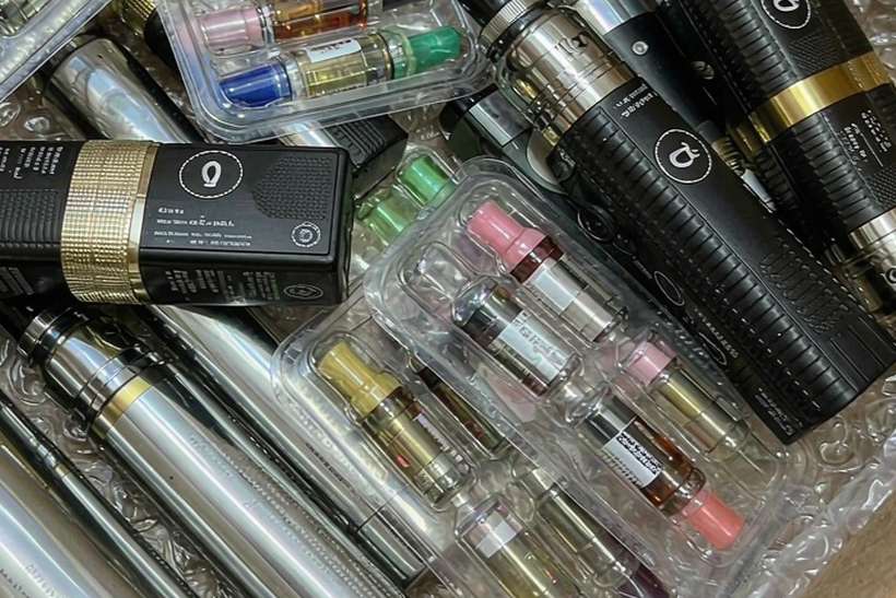Wholesale VapeCon disposables — bulk case